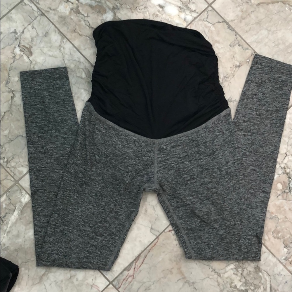 Maternity Beyond the bump yoga pants